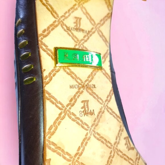 L.A.M.B. Leather Pumps Size 8.5 | Excellent Condition - Picture 5 of 9